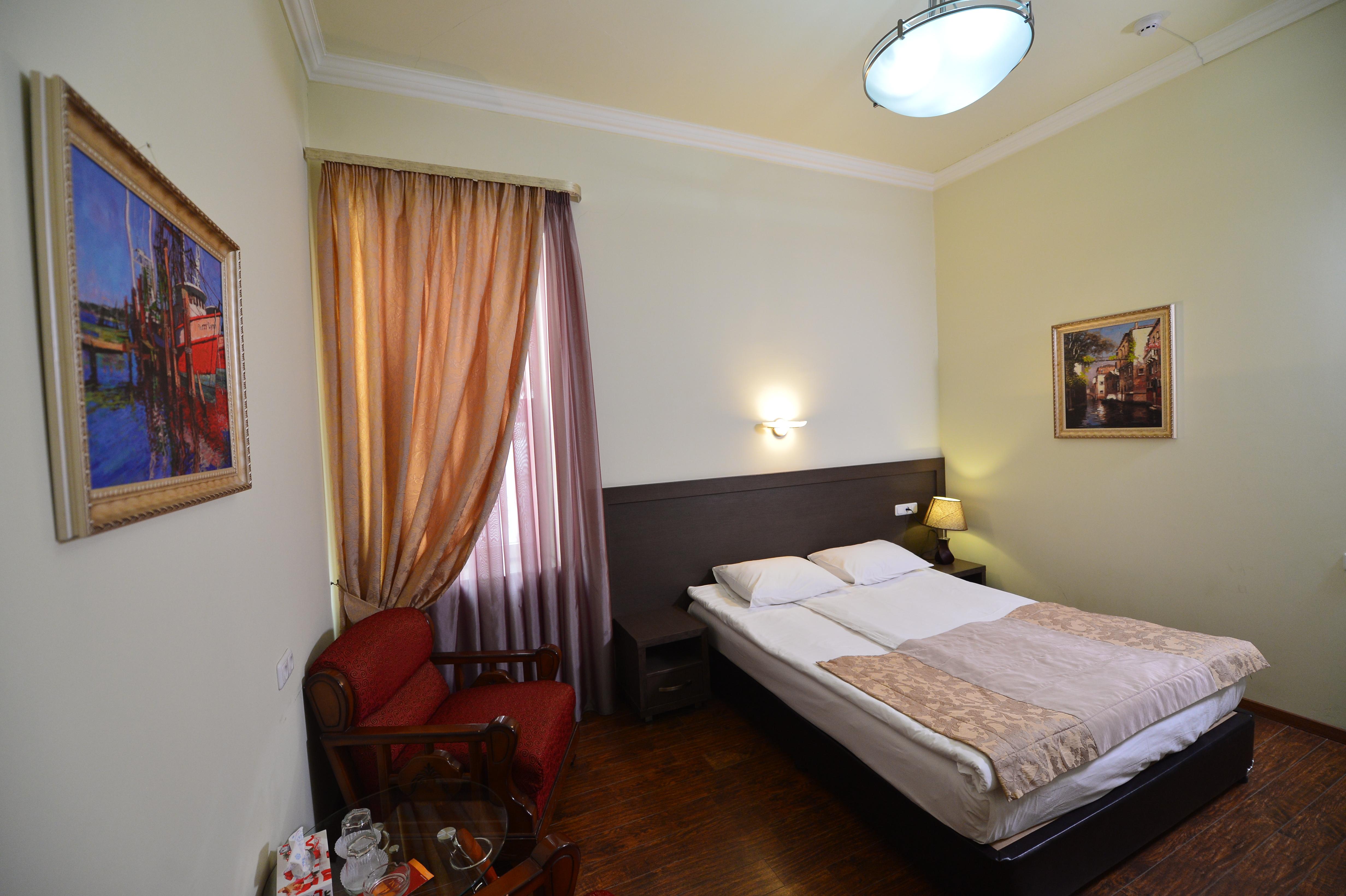 Yerevan Deluxe Hotel Exterior foto